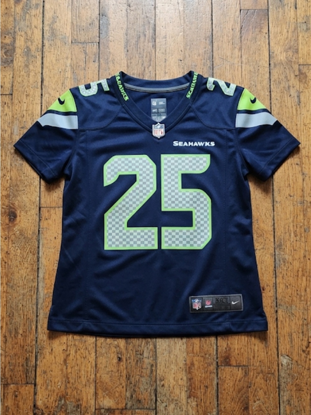 Seattle Seahawks jersey women’s size extra extra small
